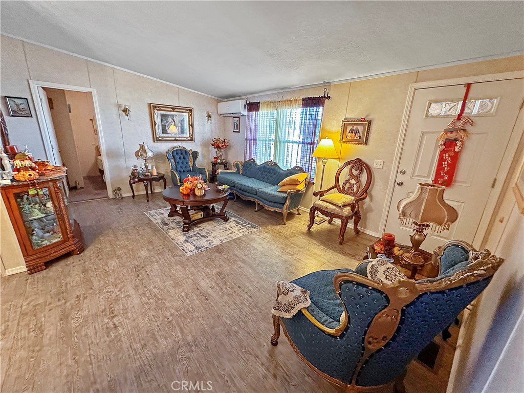 MLS #SW25251341 image #2