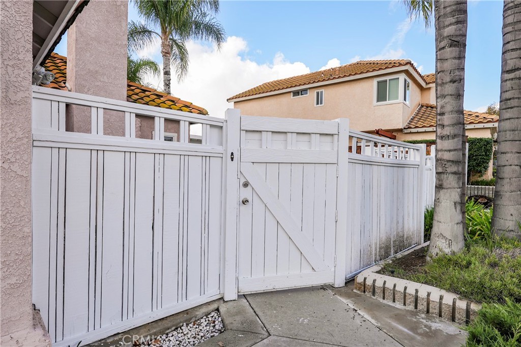 MLS #SW25251609 image #1