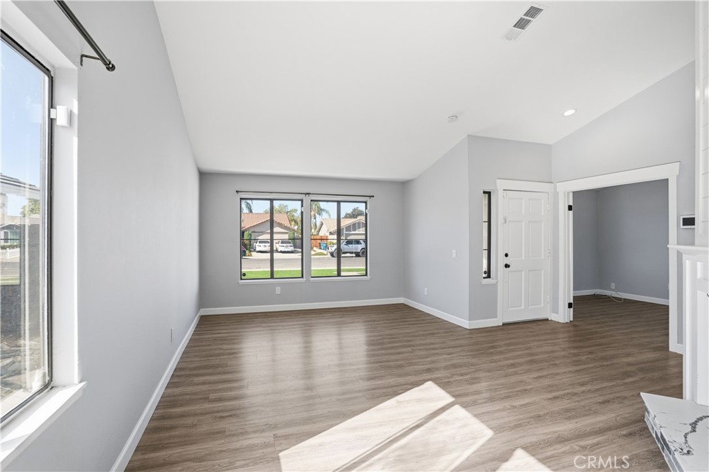 MLS #SW25253700 image #4