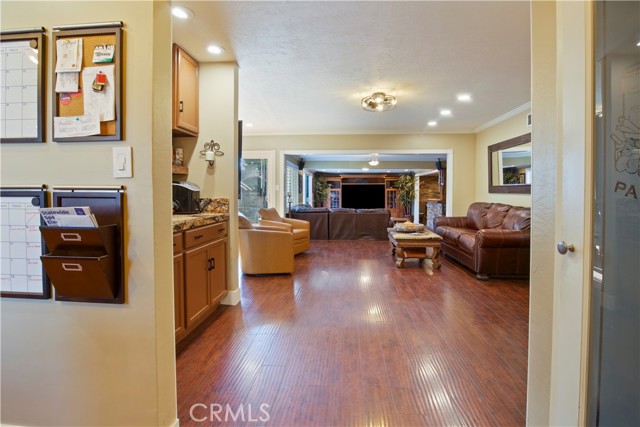 MLS #SW25254056 image #5