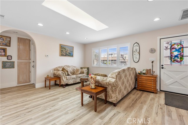 MLS #SW25254928 image #3