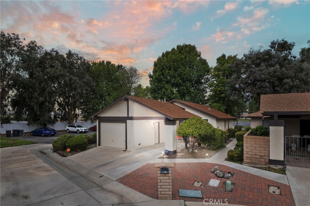 MLS #SW25255145 image #0