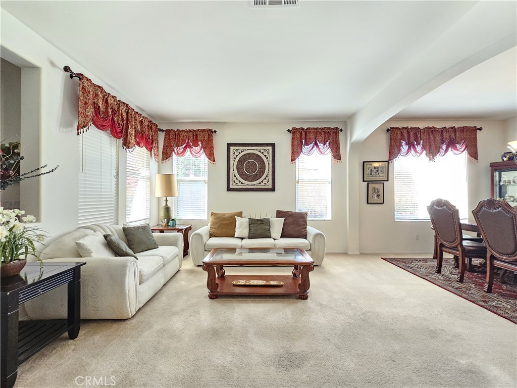 MLS #SW25255811 image #1