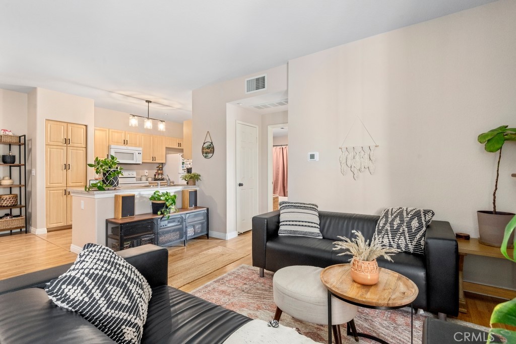 MLS #SW25257440 image #4