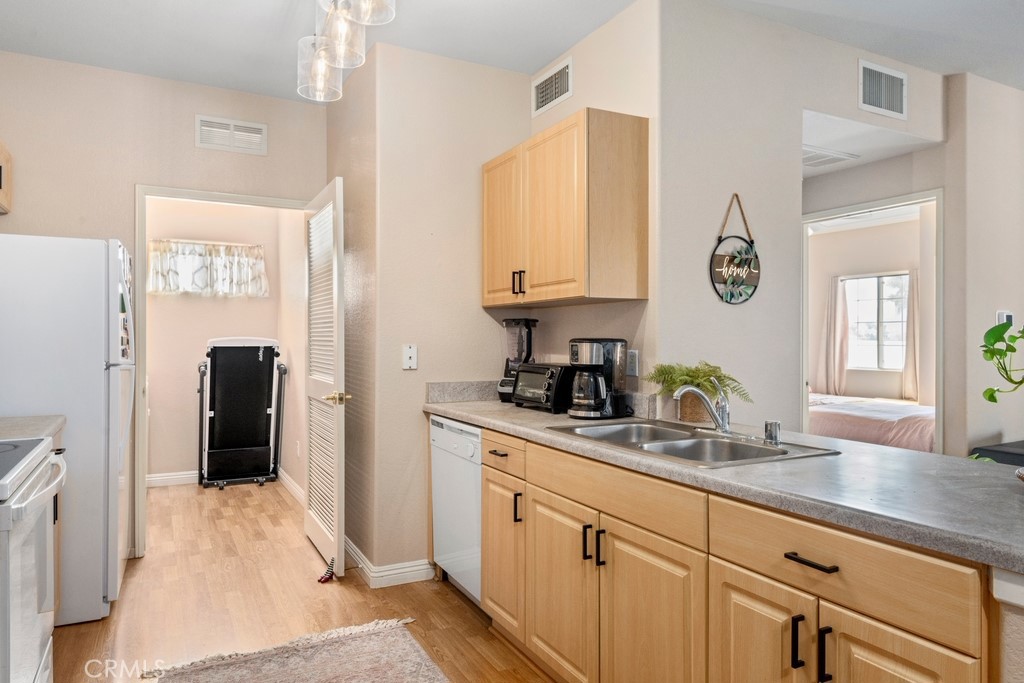 MLS #SW25257440 image #6