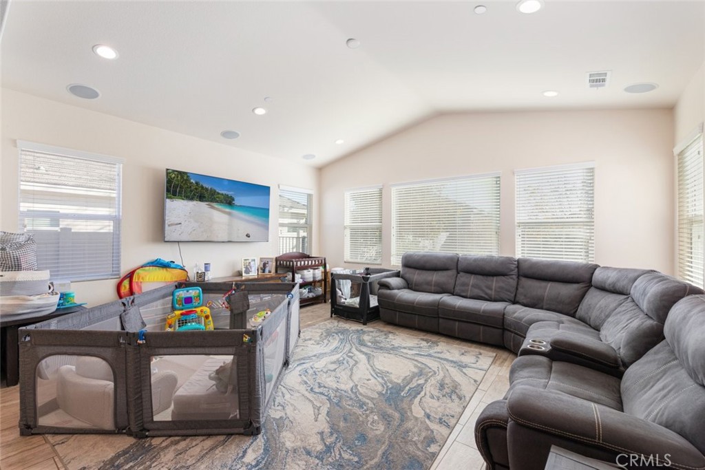 MLS #SW25259802 image #9