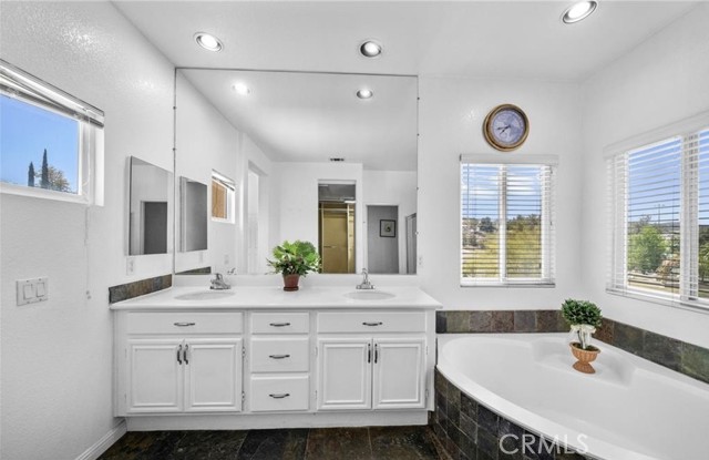 MLS #SW25260358 image #45