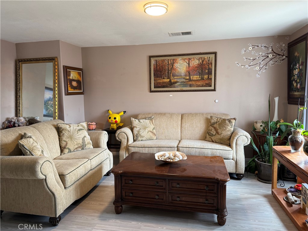 MLS #SW25260472 image #4