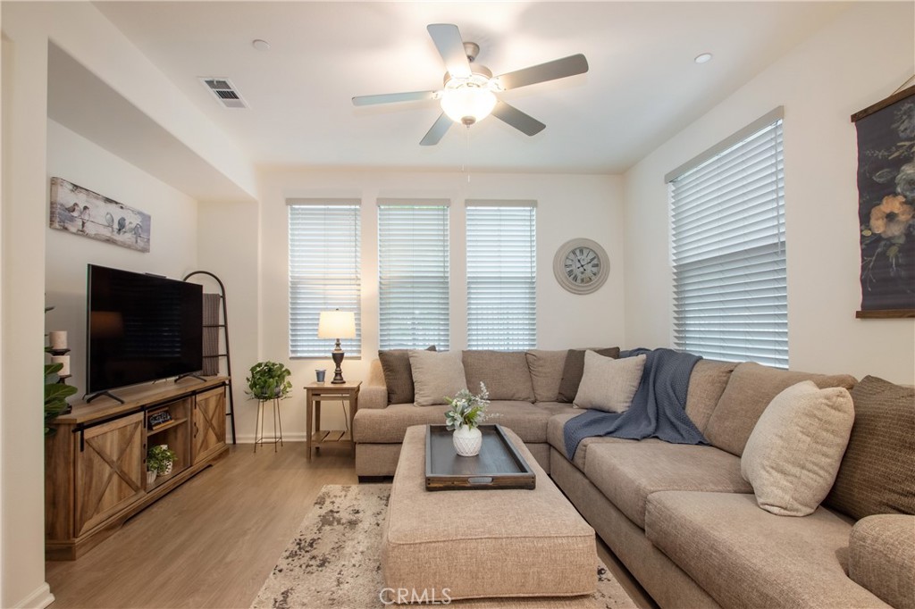 MLS #SW25260477 image #3