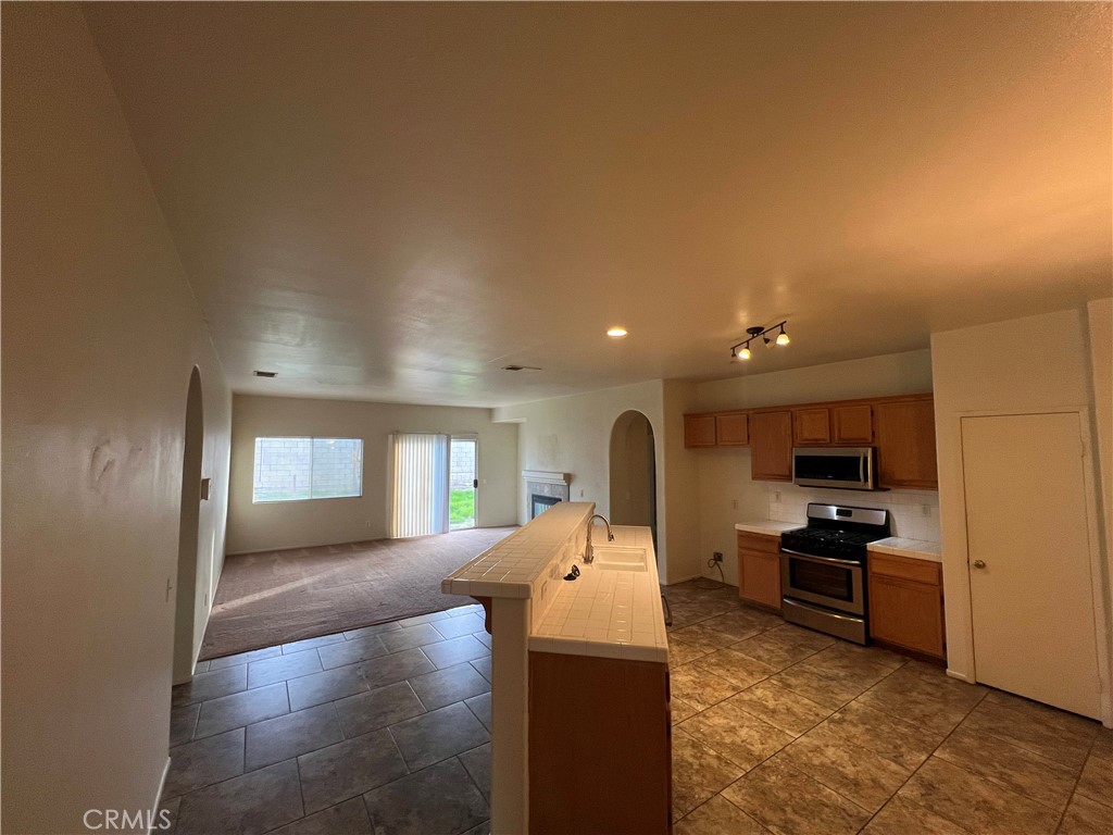 MLS #SW25261390 image #1