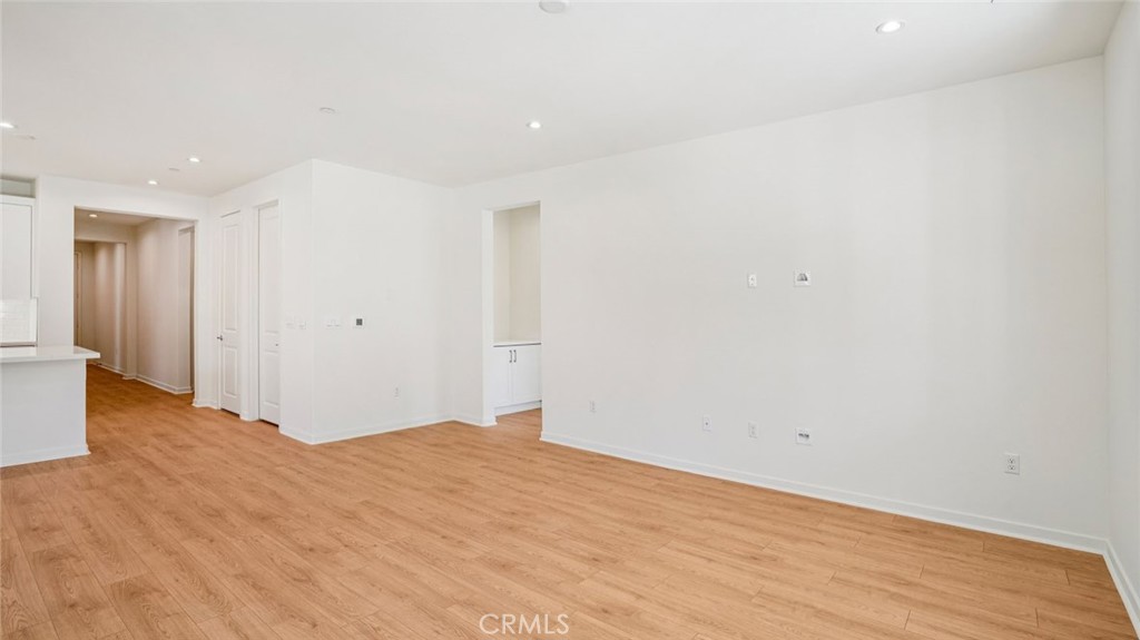 MLS #SW25263101 image #3