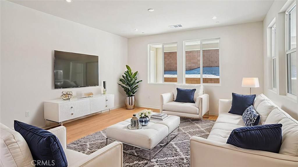 MLS #SW25263101 image #5