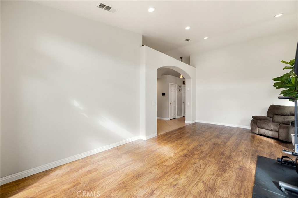 MLS #SW25263103 image #15