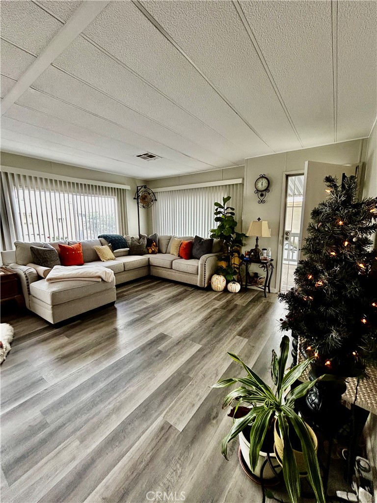 MLS #SW25263325 image #4