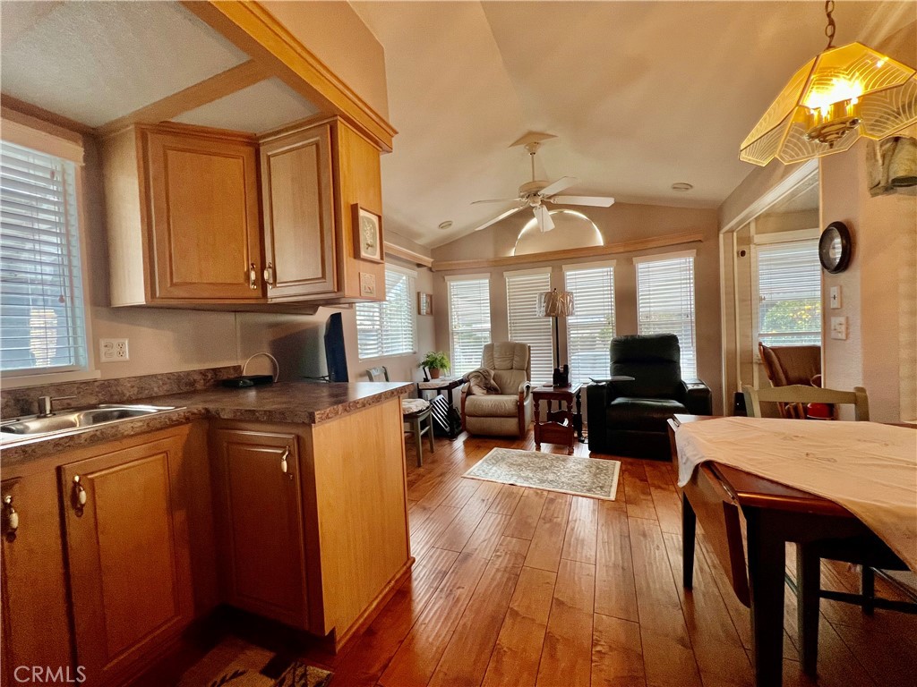 MLS #SW25263893 image #5