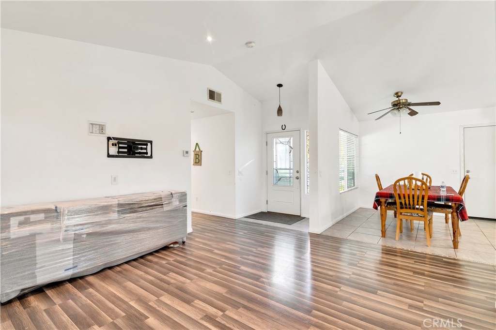 MLS #SW25264013 image #5