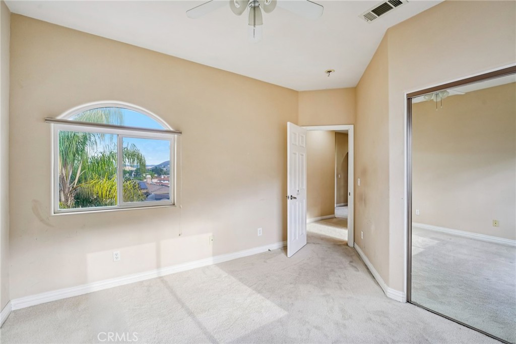 MLS #SW25265012 image #24