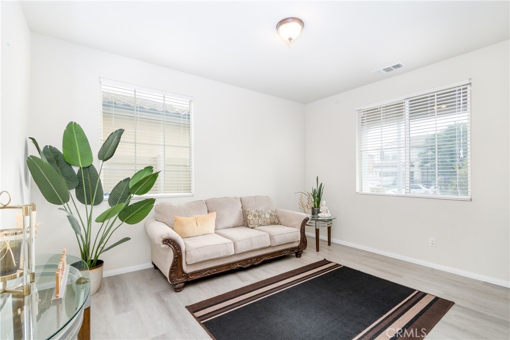 MLS #SW25265327 image #4