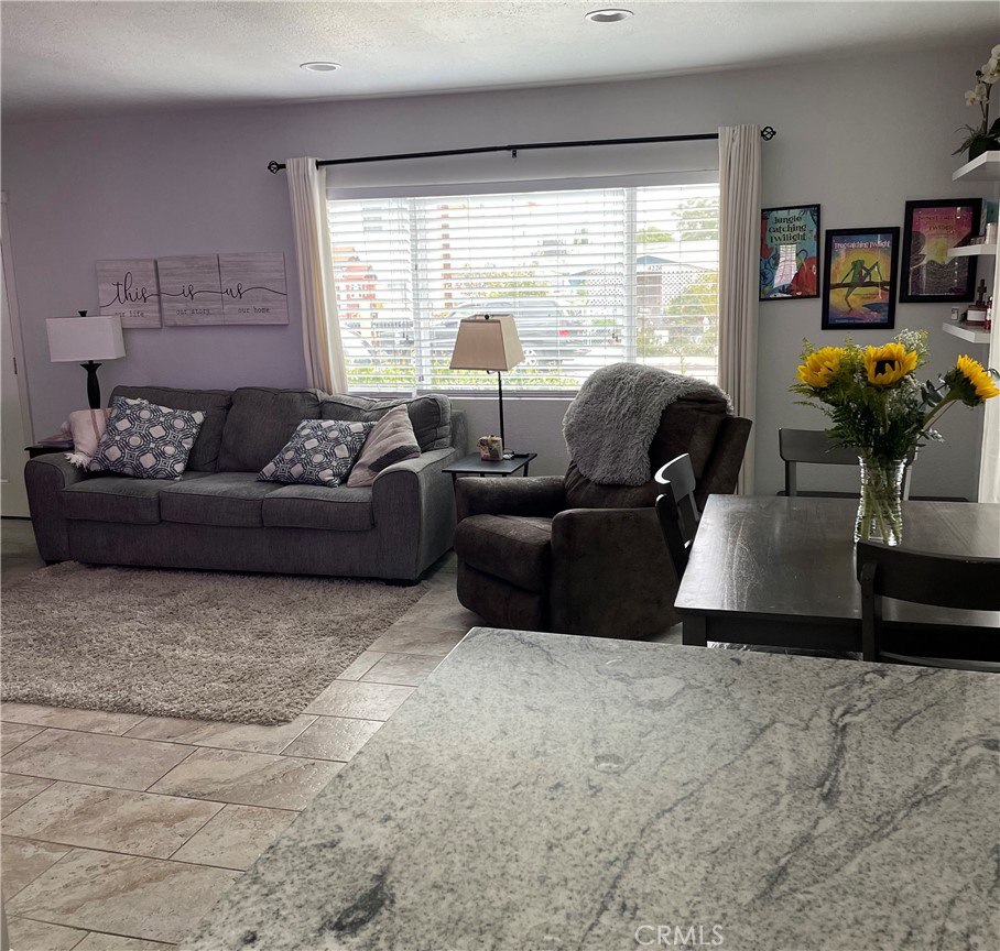 MLS #SW25265737 image #2