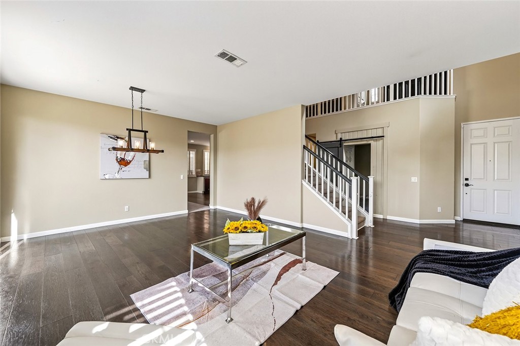 MLS #SW25265916 image #3