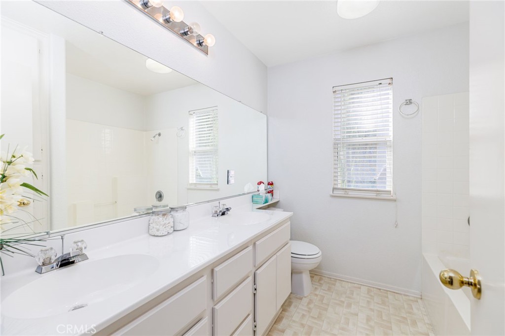 MLS #SW25266004 image #26