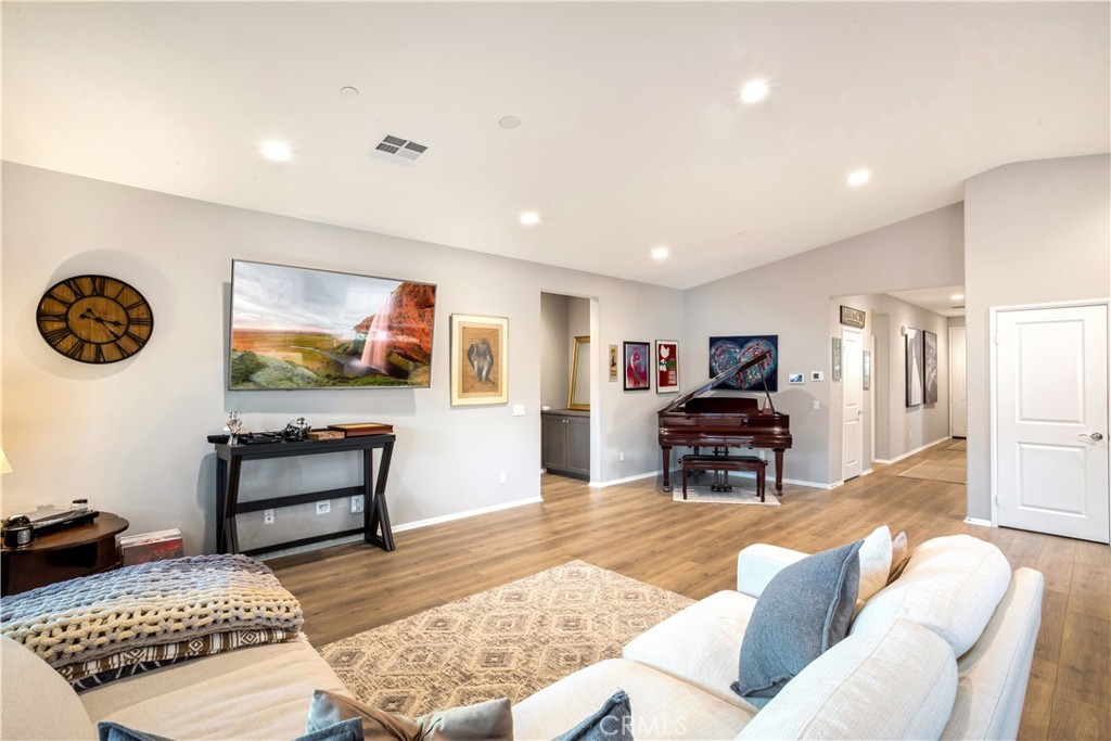 MLS #SW25266121 image #12