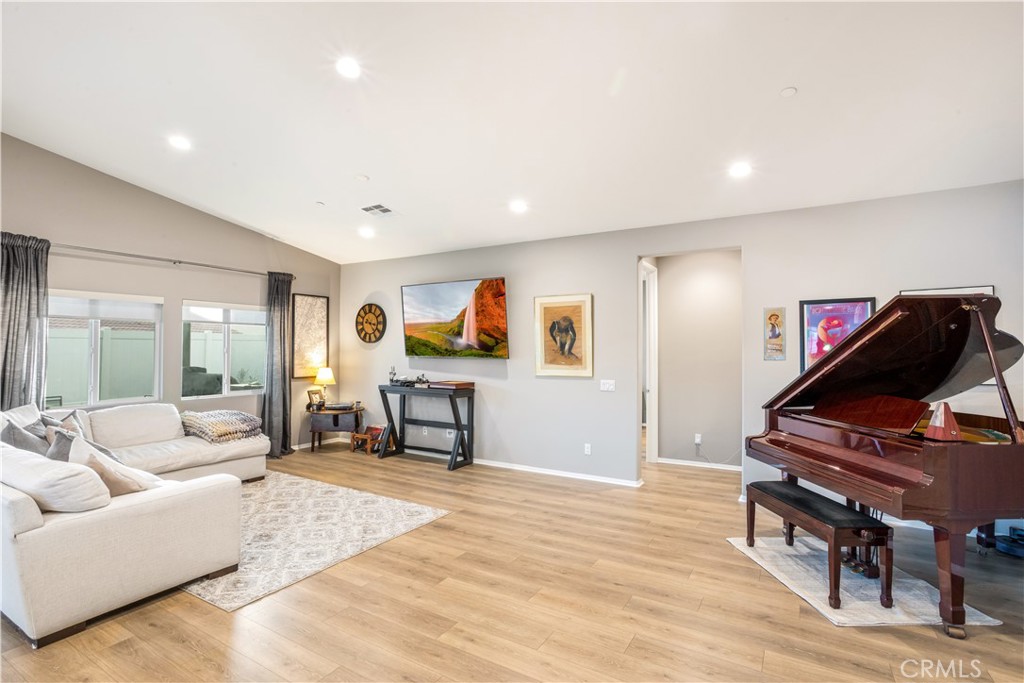 MLS #SW25266121 image #6