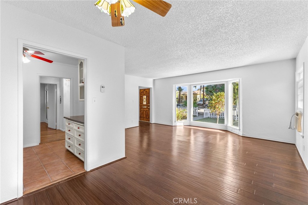 MLS #SW25266976 image #2