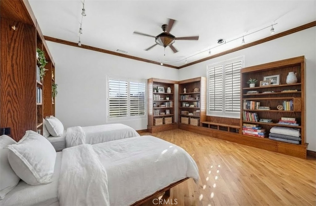 MLS #SW25267011 image #21