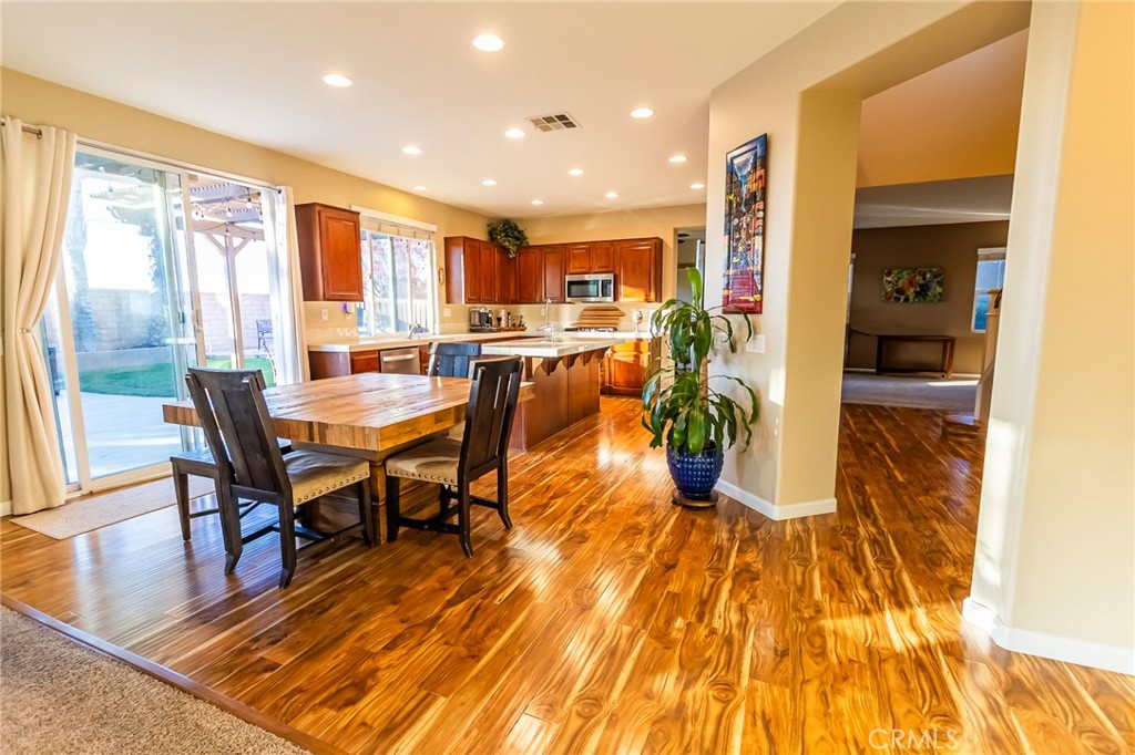 MLS #SW25267037 image #24