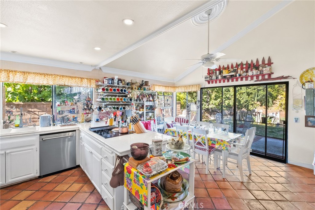 MLS #SW25267106 image #24