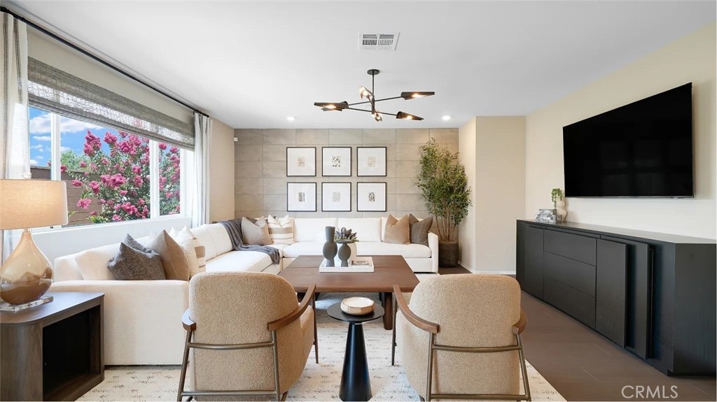 MLS #SW25267148 image #5