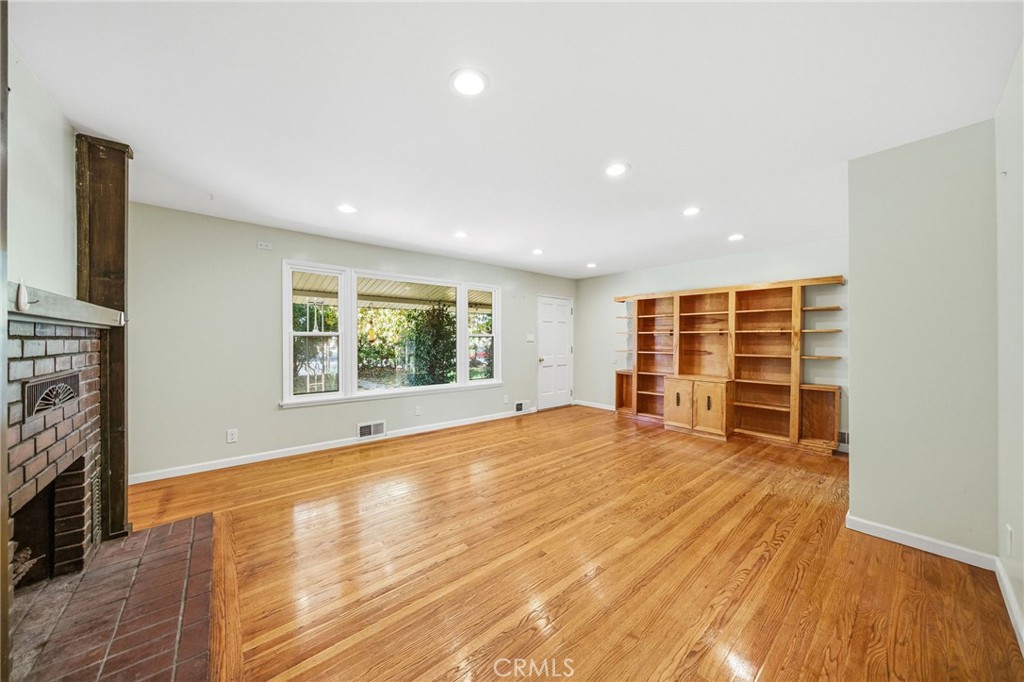 MLS #SW25267379 image #7