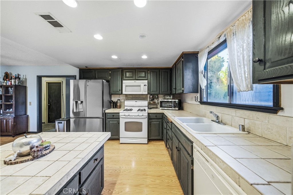 MLS #SW25267614 image #13