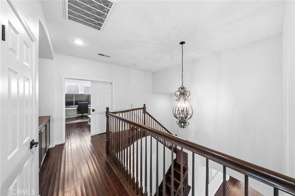 MLS #SW25268589 image #30