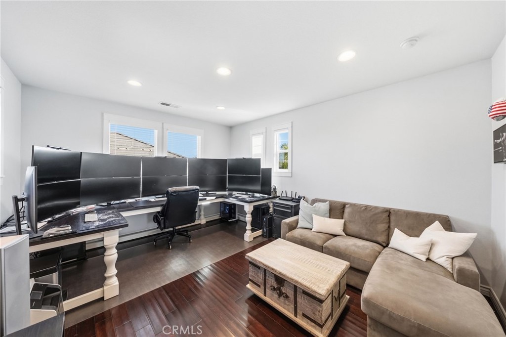 MLS #SW25268589 image #33