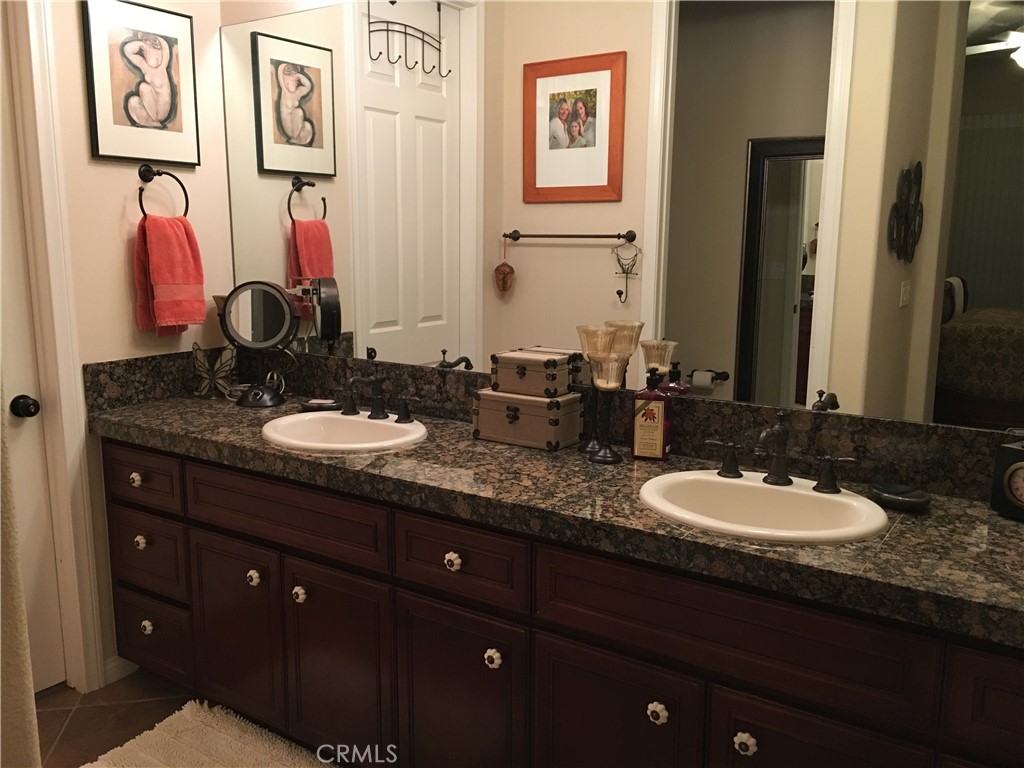 MLS #SW25268888 image #9