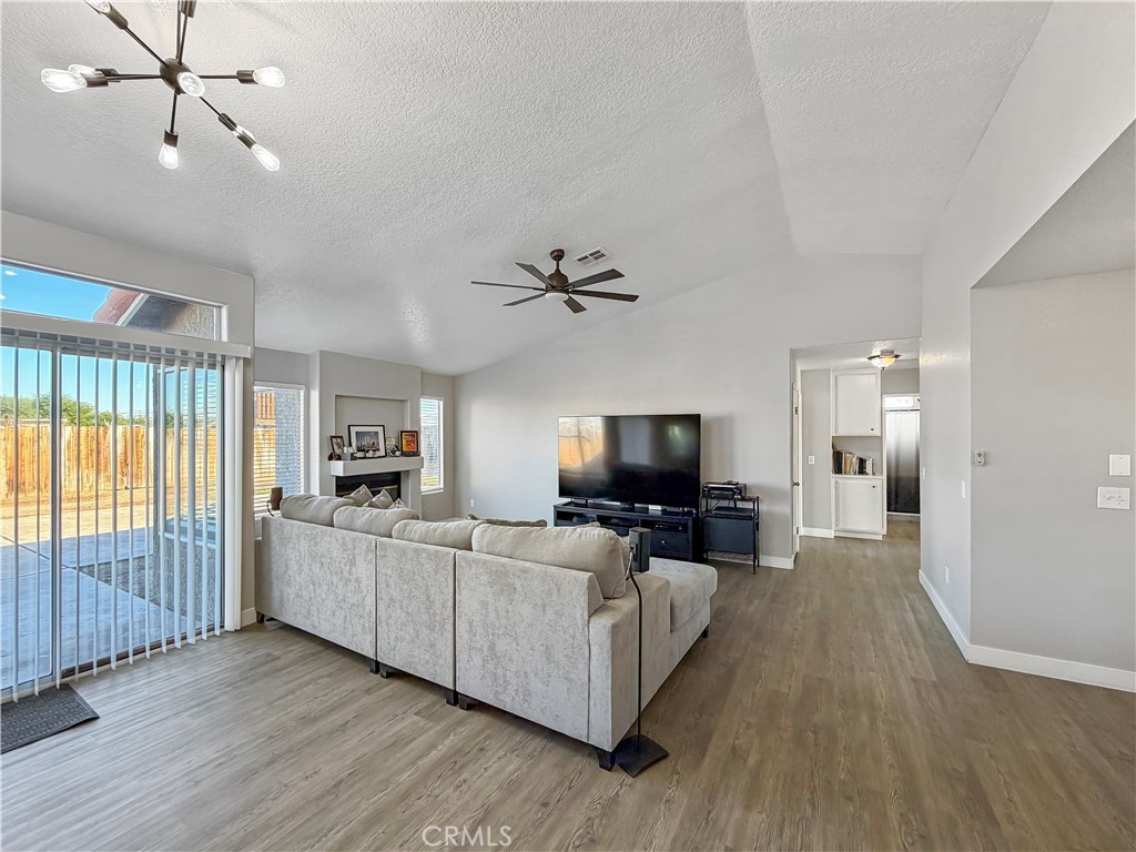 MLS #SW25269004 image #5