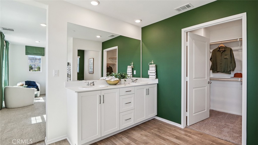 MLS #SW25269223 image #9