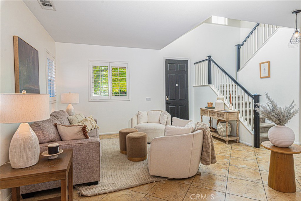 MLS #SW25269271 image #3