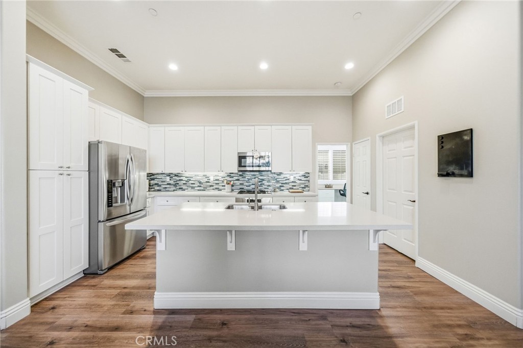 MLS #SW25270635 image #8