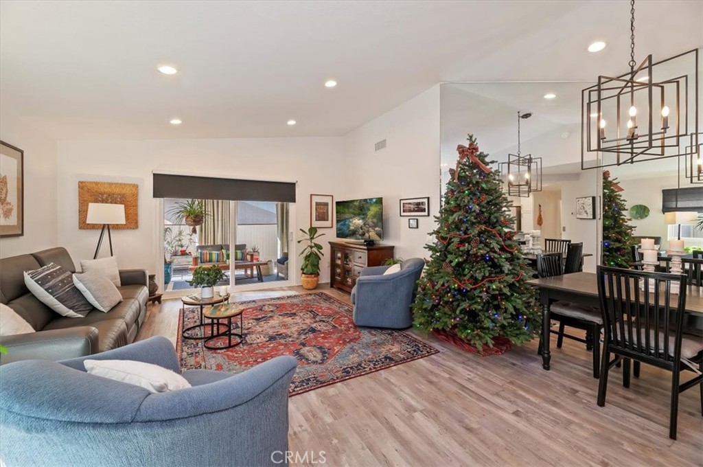 MLS #SW25271003 image #5