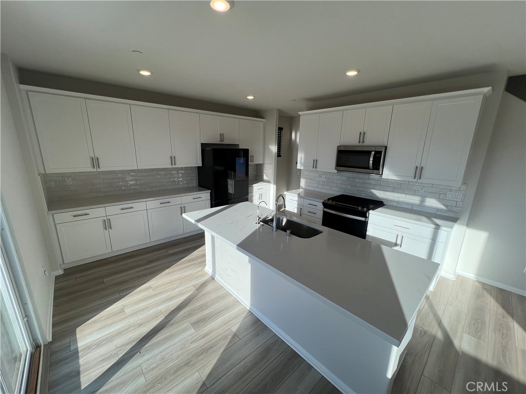 MLS #SW25271058 image #2