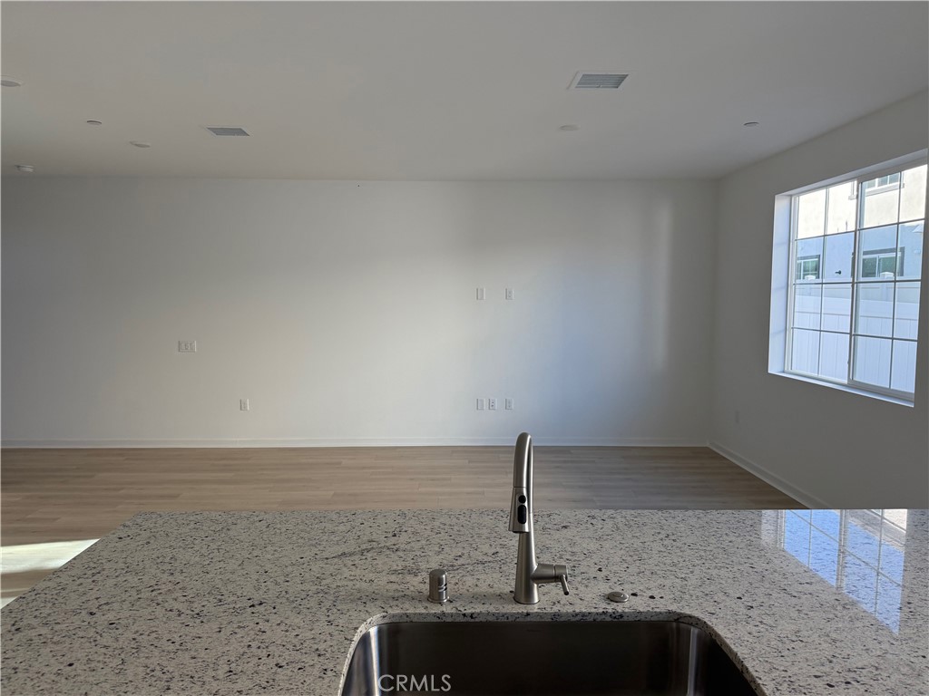 MLS #SW25271555 image #1