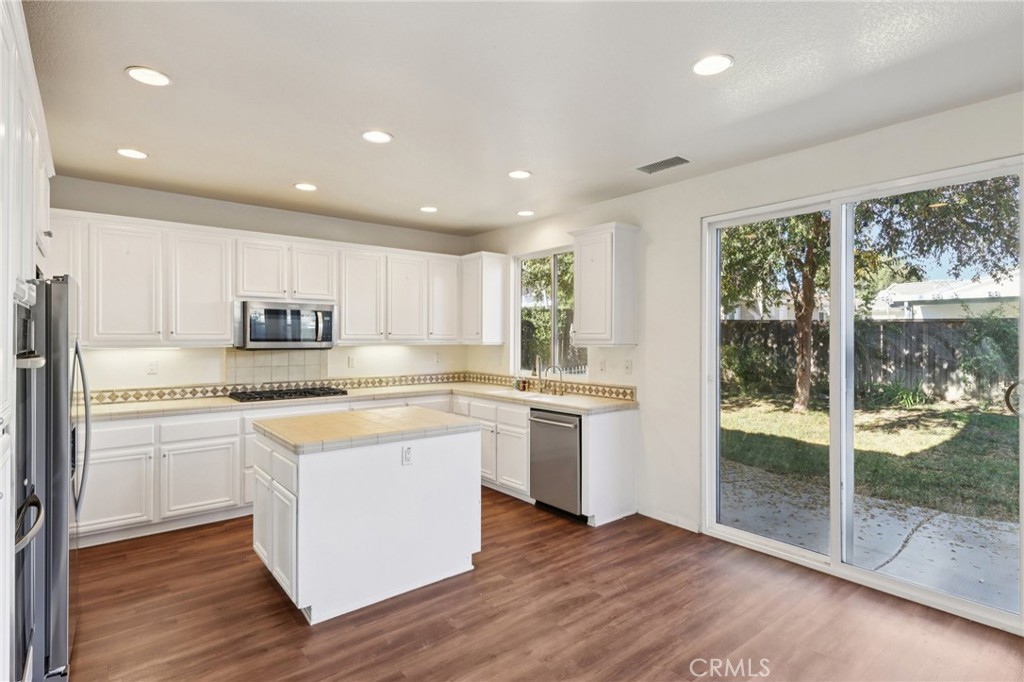 MLS #SW25274055 image #8