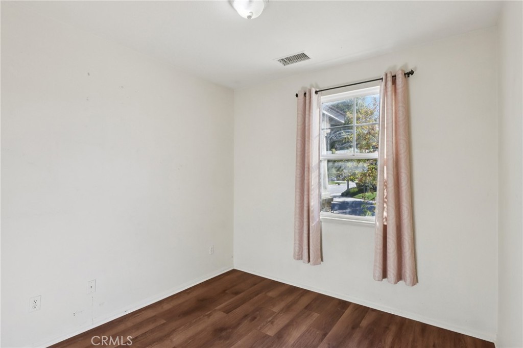 MLS #SW25274055 image #9