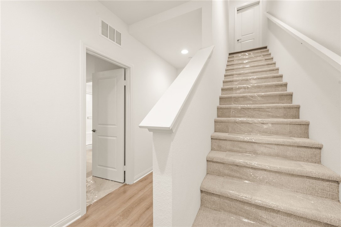 MLS #SW25274361 image #2