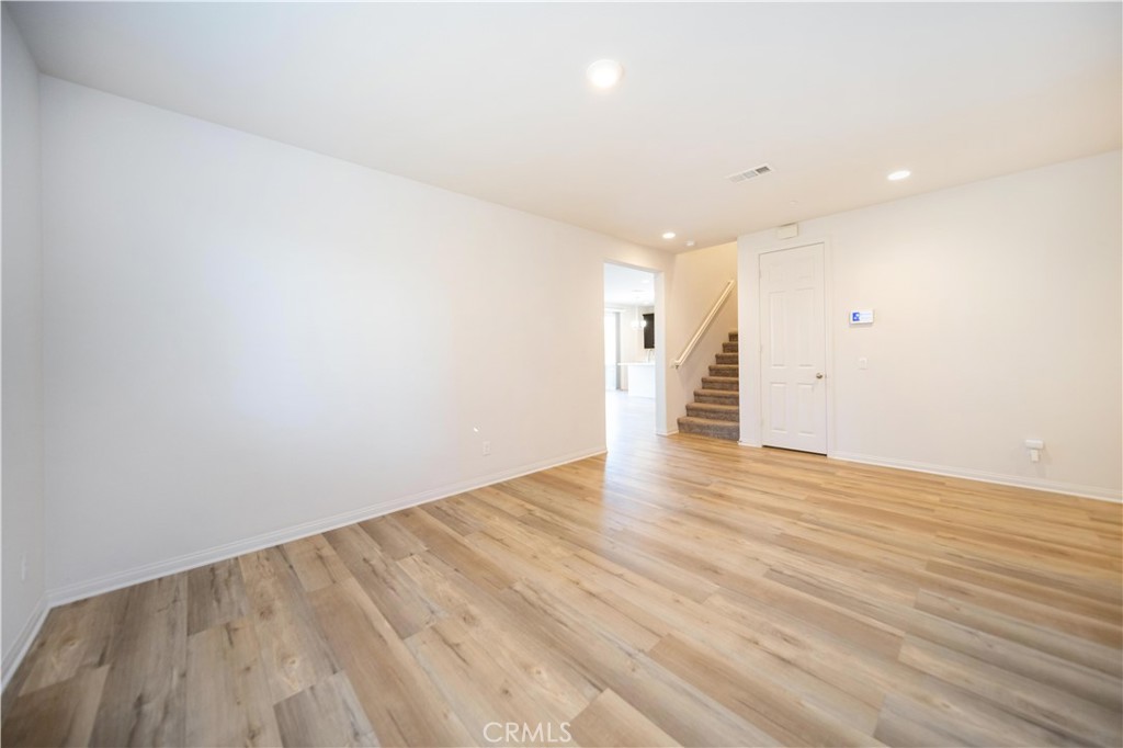 MLS #SW25274486 image #8