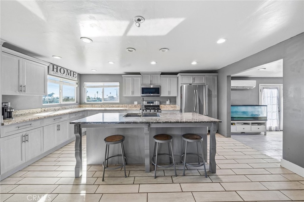 MLS #SW25275242 image #2