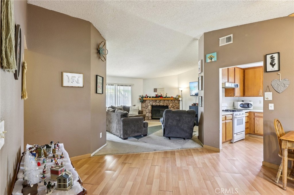 MLS #SW25277728 image #3